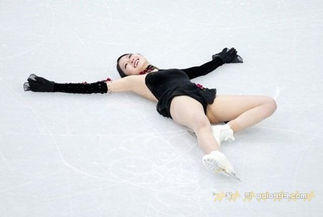 눈물 대신 미소 … 이해인