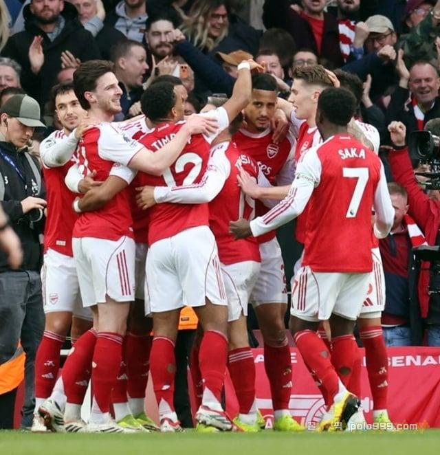 ‘레바뮌’보다 아스널, EPL과 함께 챔스까지 먹는다? 우승 확률 1위!