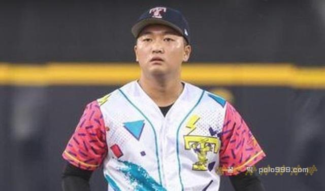 '한국 안 가겠다'는 고우석 고집도 대단하지만, 콜업 안 하는 힌치 감독 고집은 진짜 역대급...콜업할 생각이나 있나?